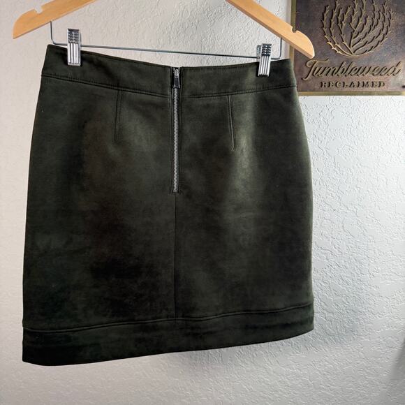 Women's Ann Taylor Loft Olive Green Faux Suede A-Line Mini Skirt Size 4 Petite - Picture 8 of 8
